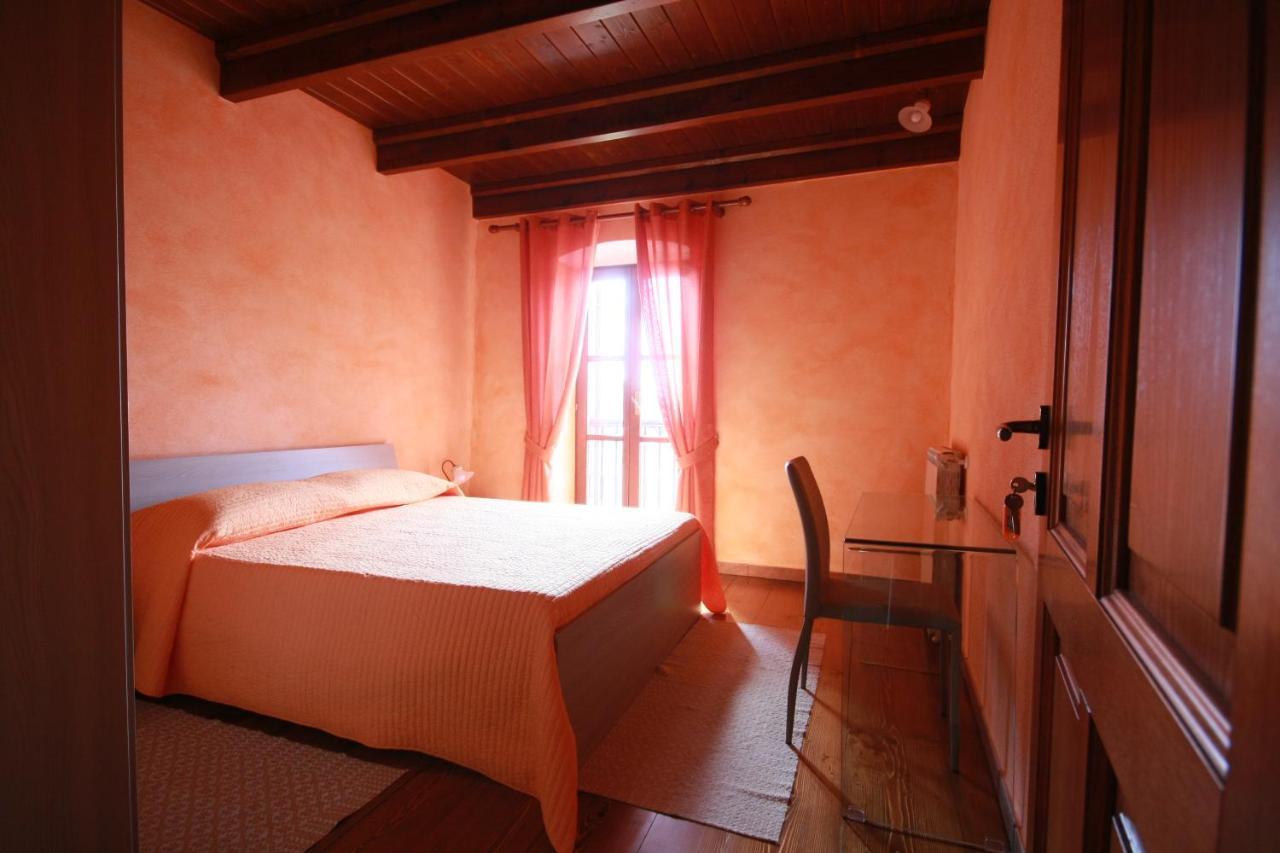 B&B Linu Ruiu Santu Lussurgiu Bagian luar foto